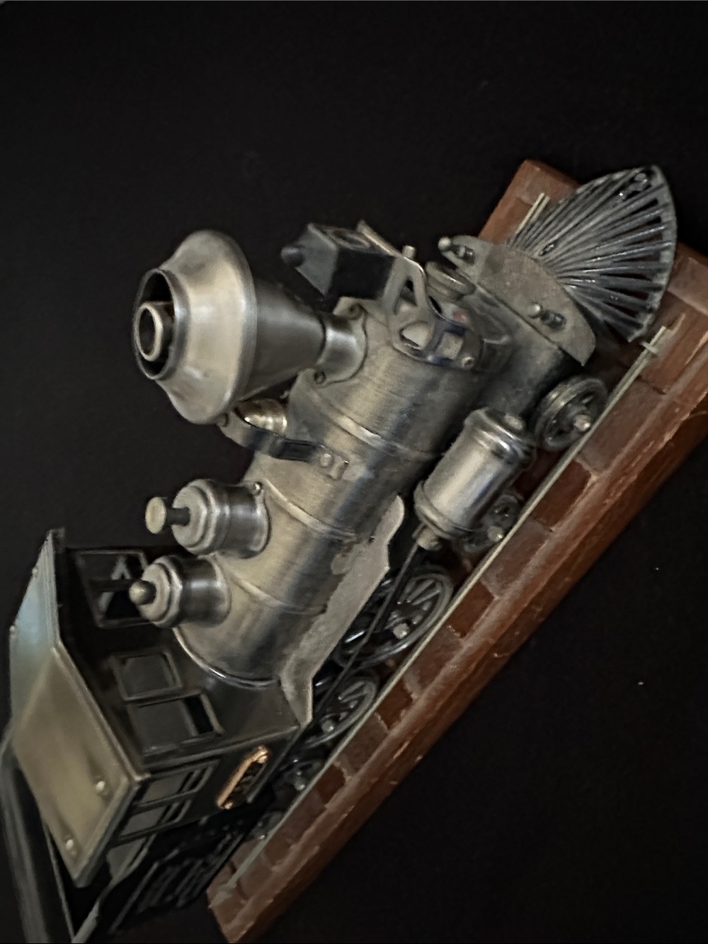 Silver Model Steam Locomotive Decorative Train Engine